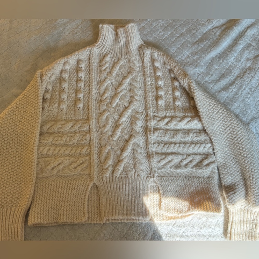 Chunky sweater; Zara; Small; Worn once